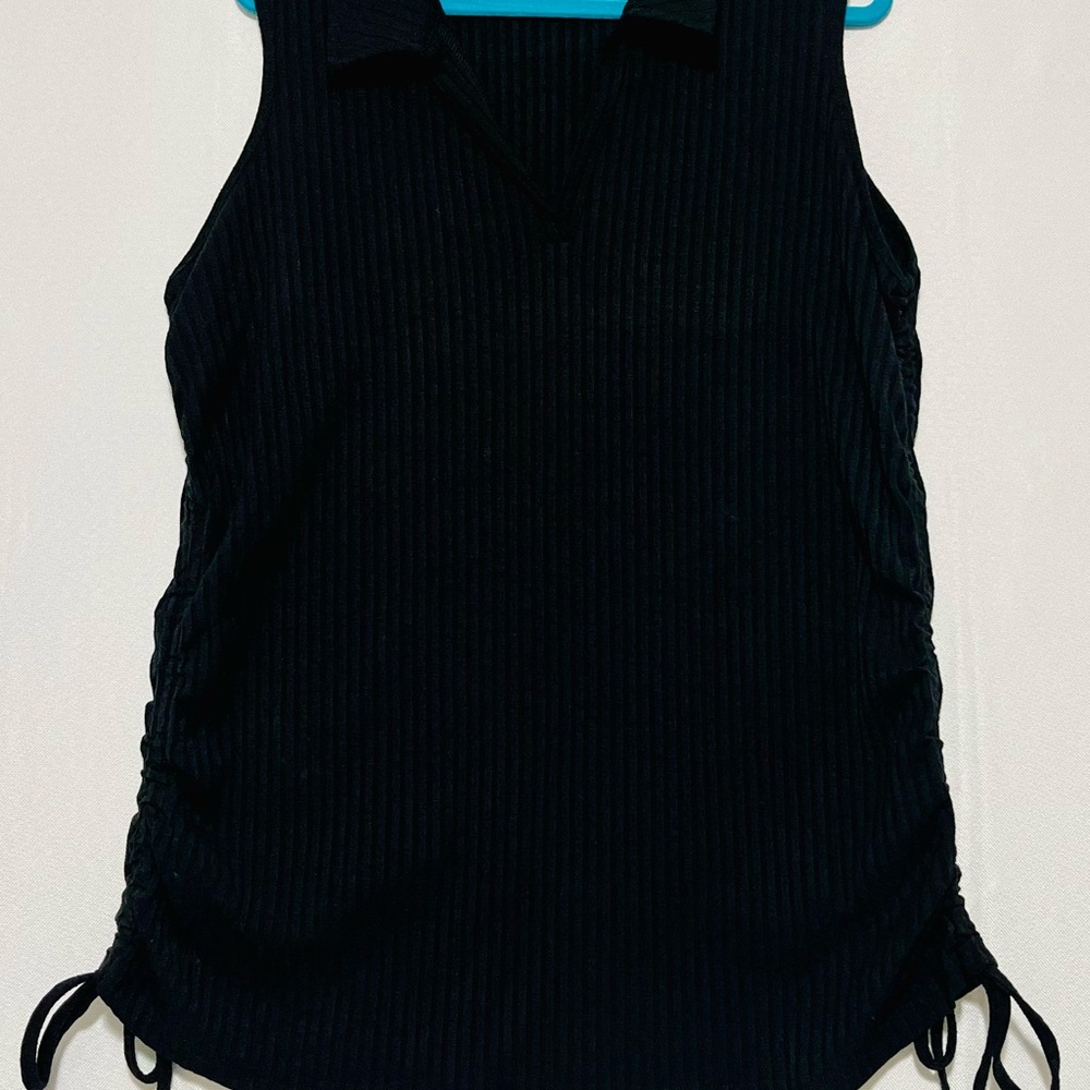 Women’s Plus size Stem & Vine Black Ruched Ribbed Polo Tank Top, 3X